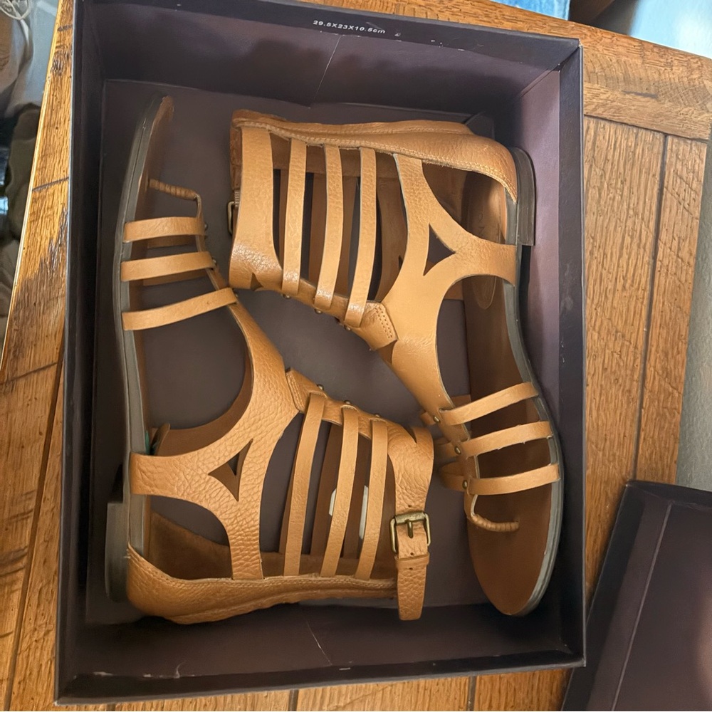 Enzo Angiolini Makalya Gladiator Sandals  Flat Leather Zip Back gladiator Brown - Picture 2 of 14